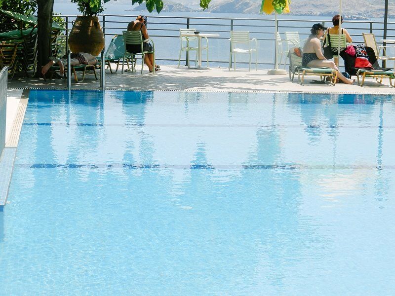 Готель Ormos Atalia Bali  Екстер'єр фото